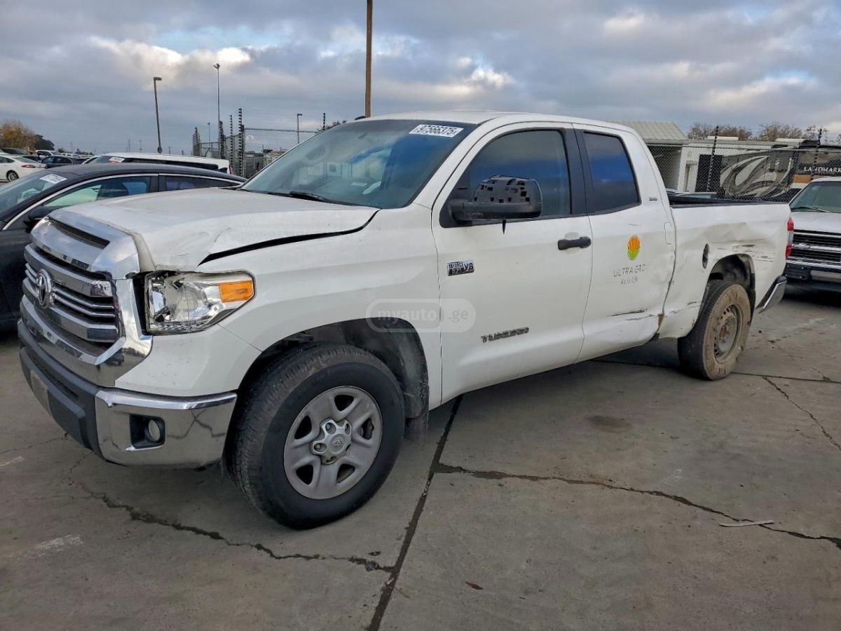 Toyota Tundra