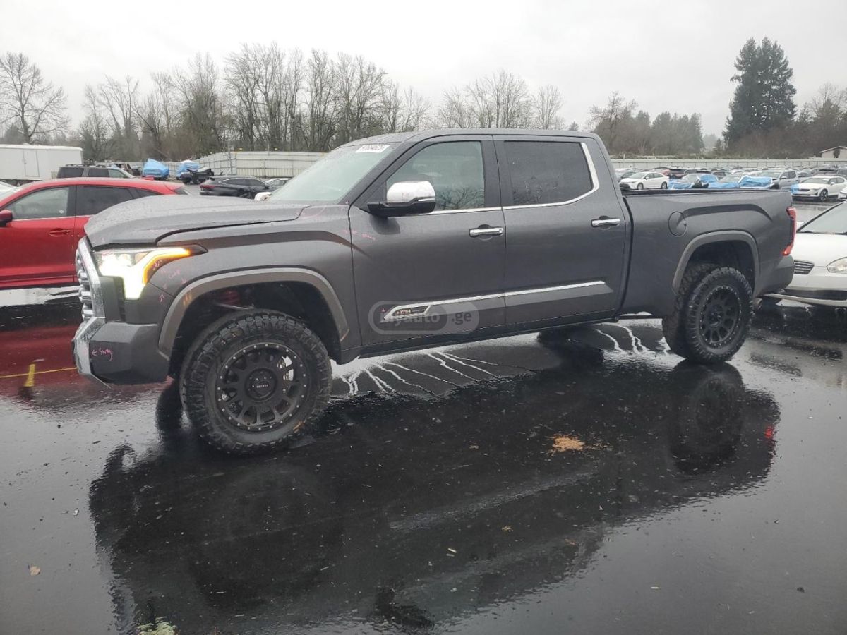 Toyota Tundra