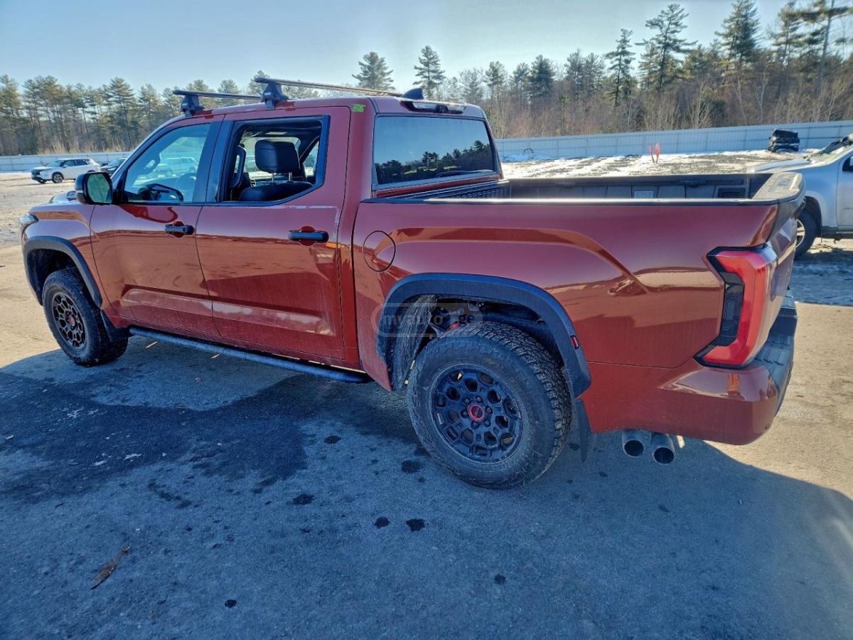 Toyota Tundra 2024 — photo 2