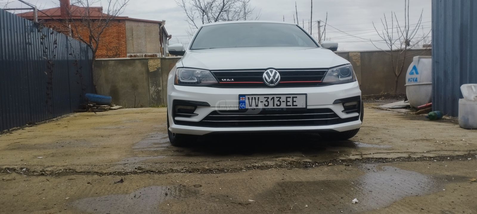 Volkswagen Jetta 2016 — photo 2