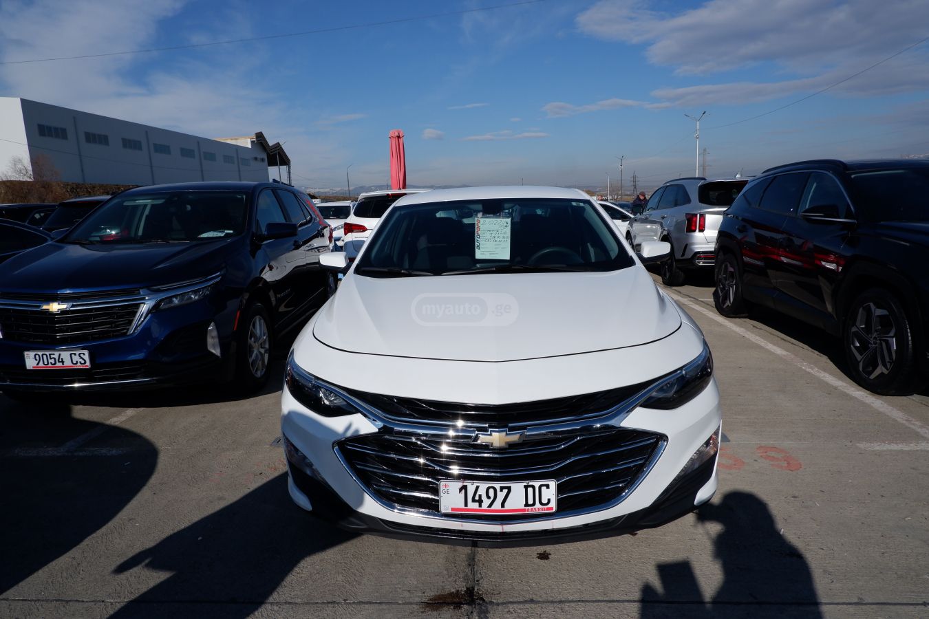 Chevrolet Malibu 2022 — photo 2