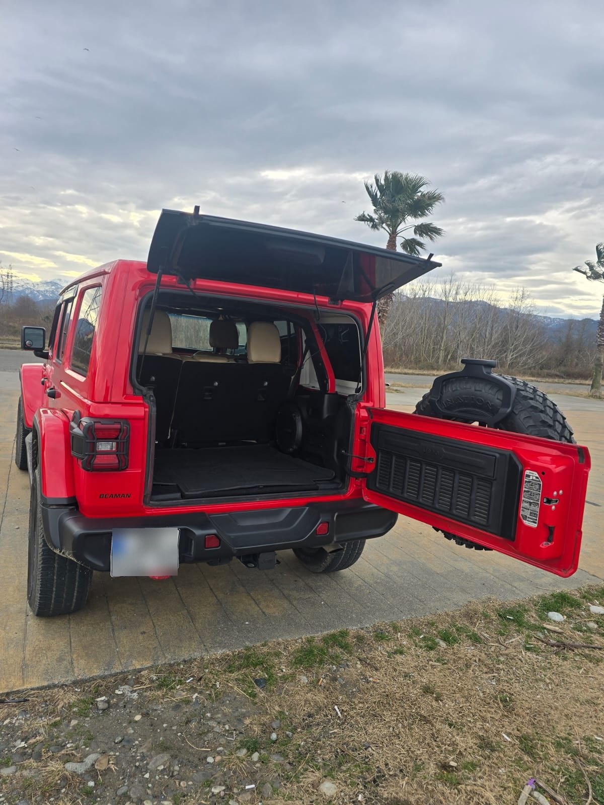 Jeep Wrangler 2018 — photo 2