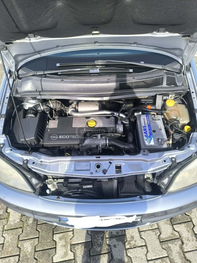 Opel Zafira 2004 — photo 2