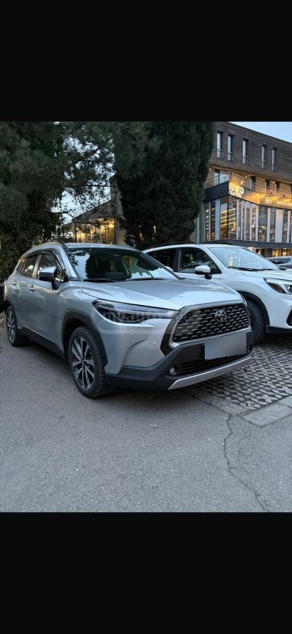 Toyota Corolla Cross 2024 — photo 2