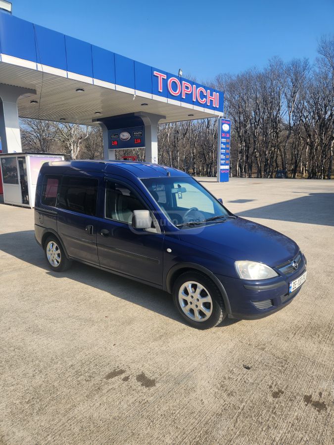 Opel Combo 2006 — photo 2