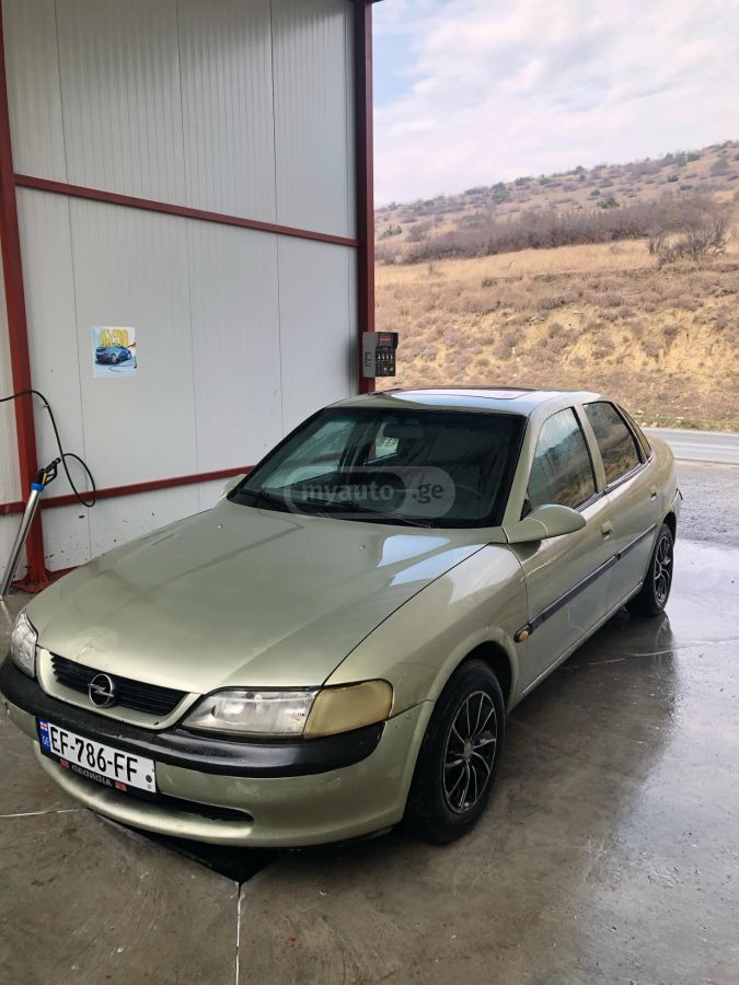 Opel Vectra 1997 — photo 2