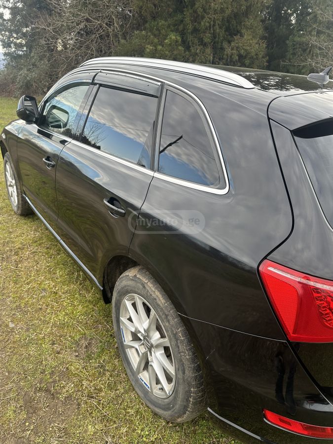 Audi Q5 2012 — photo 2