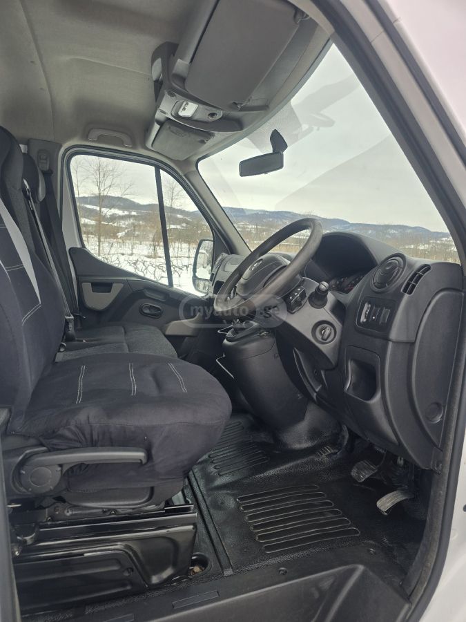 Ford Transit 2018 — photo 2