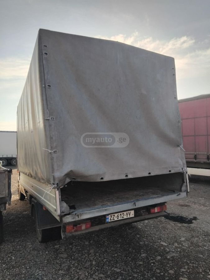 Ford Transit 2005 — photo 2
