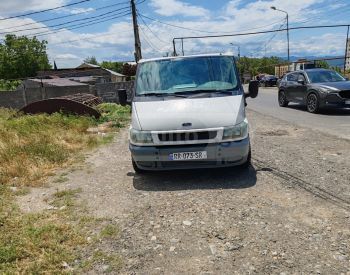 Ford Transit 2004 — photo 2