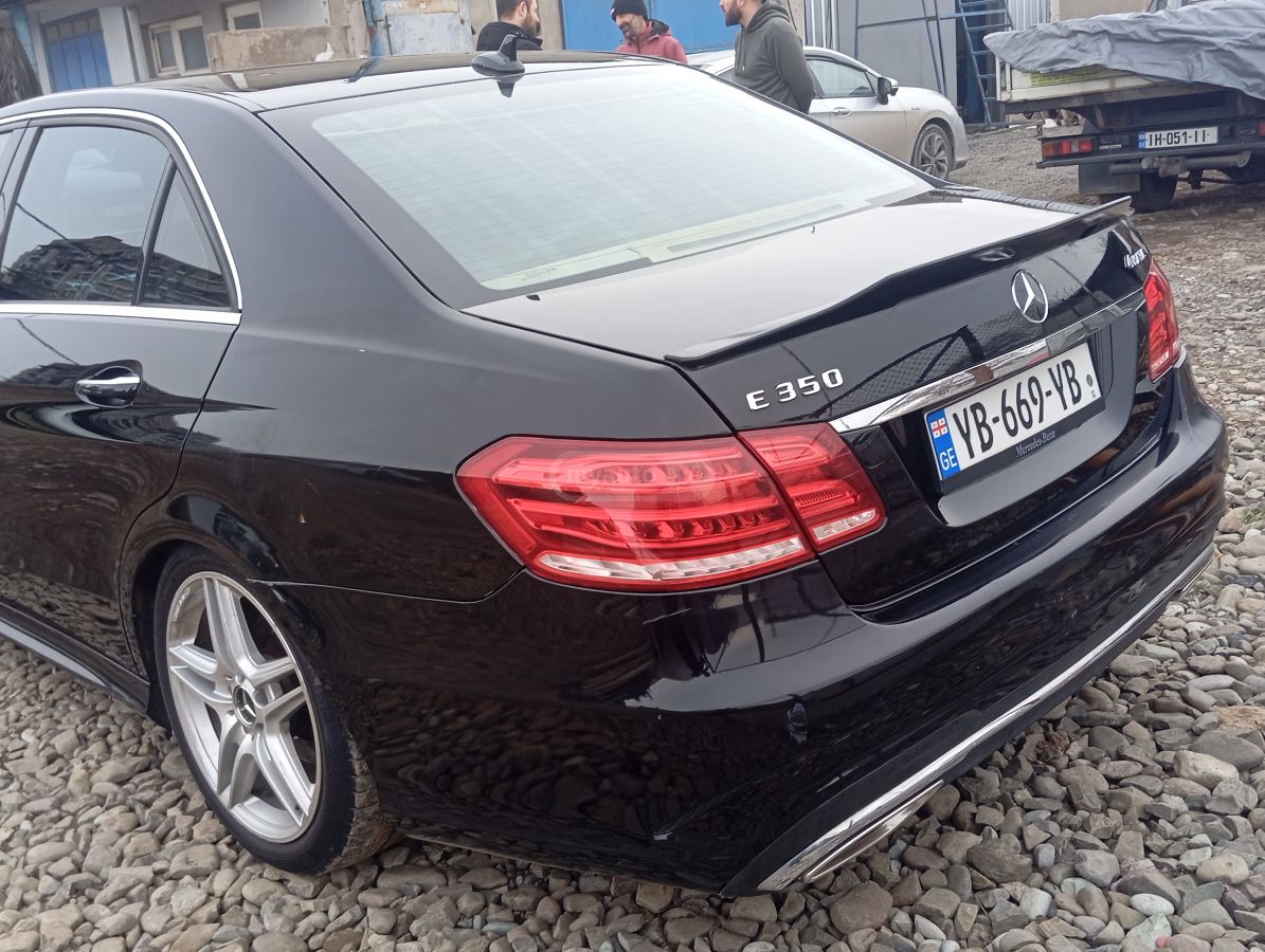 Mercedes-Benz E 350 2014 — photo 2