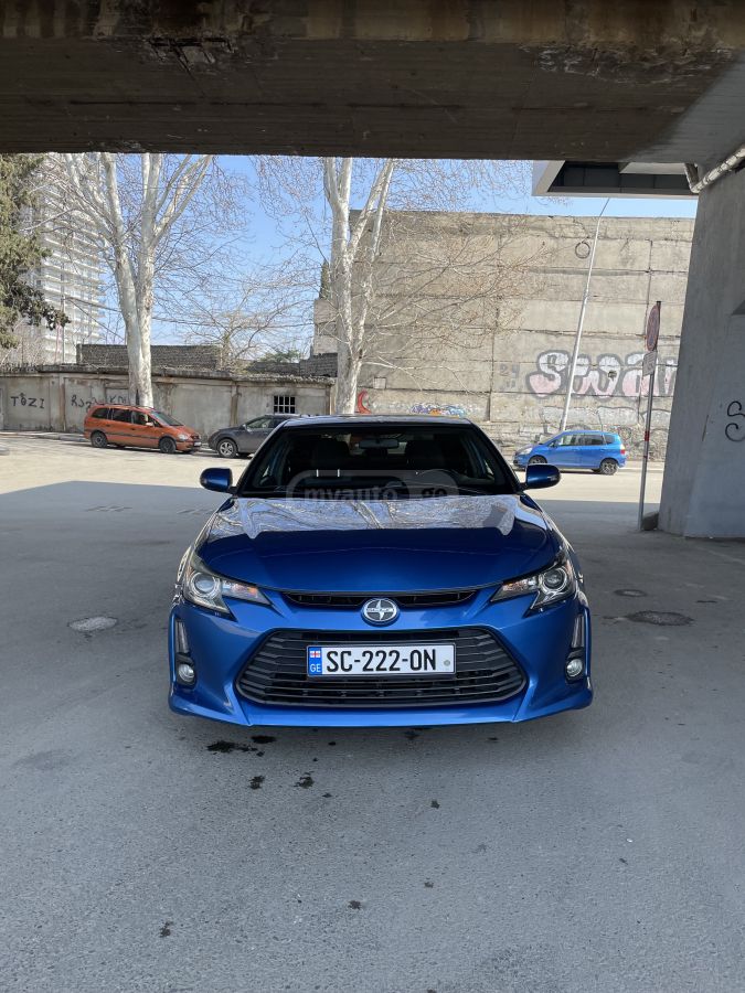 Scion tC