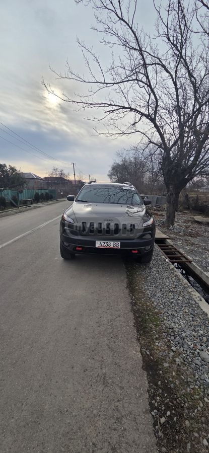 Jeep Cherokee 2015 — photo 2