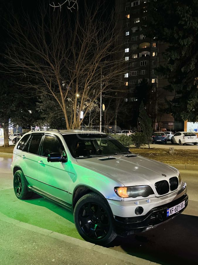 BMW X5 2000 — photo 2