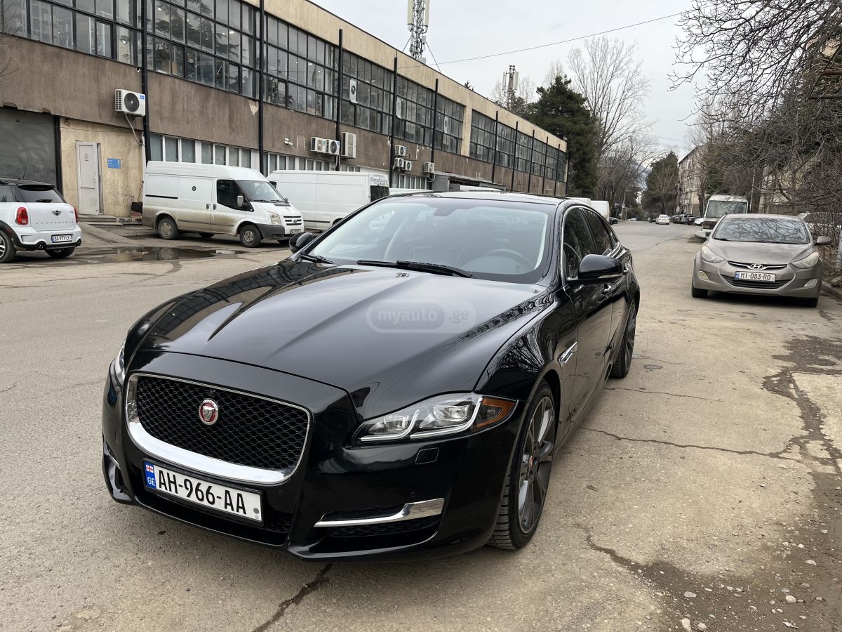 Jaguar XJ 2016 — photo 2