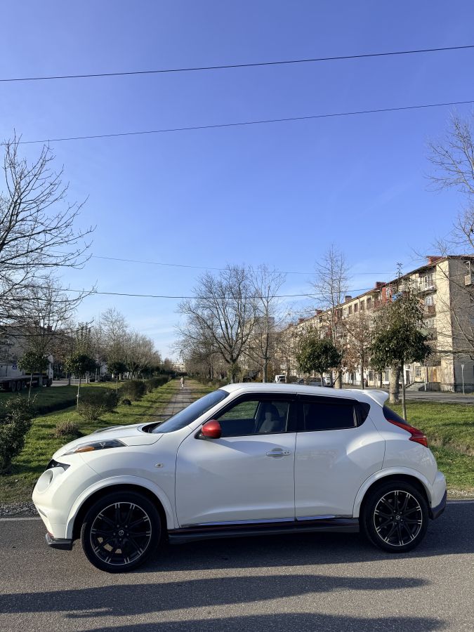 Nissan Juke 2014 — photo 2