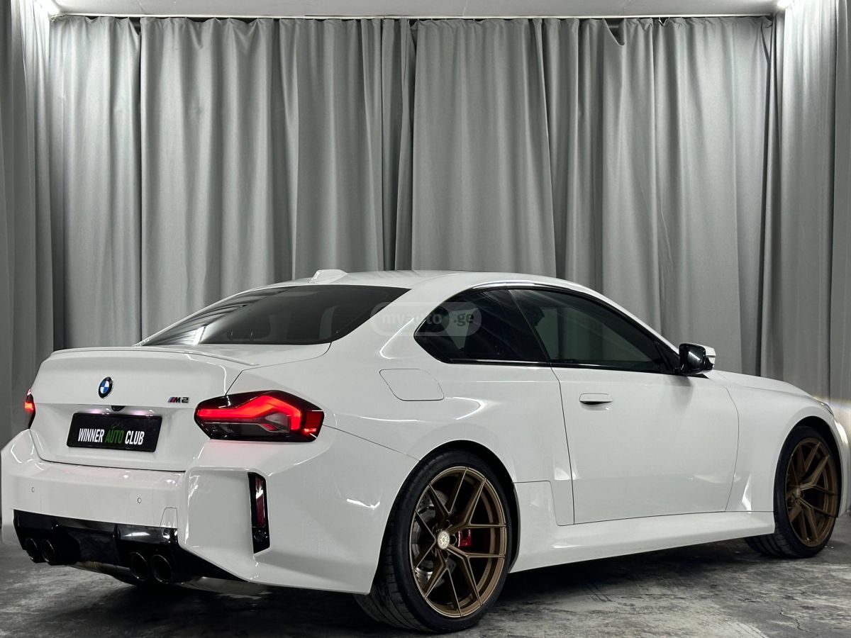 BMW M2 2024 — photo 2