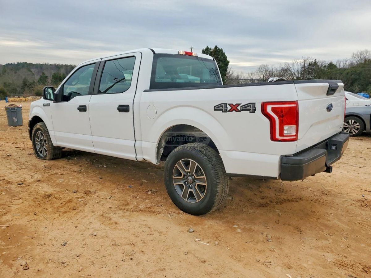 Ford F-150 2015 — photo 2