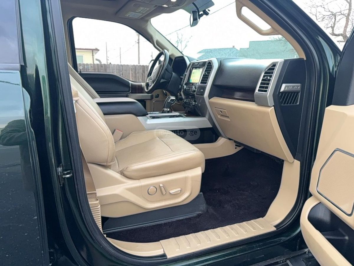 Ford F-150 2016 — photo 2