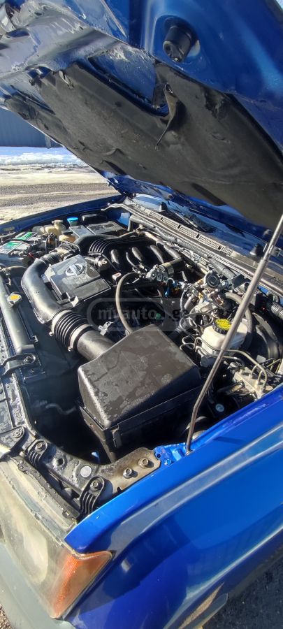 Nissan Xterra 2012 — photo 2