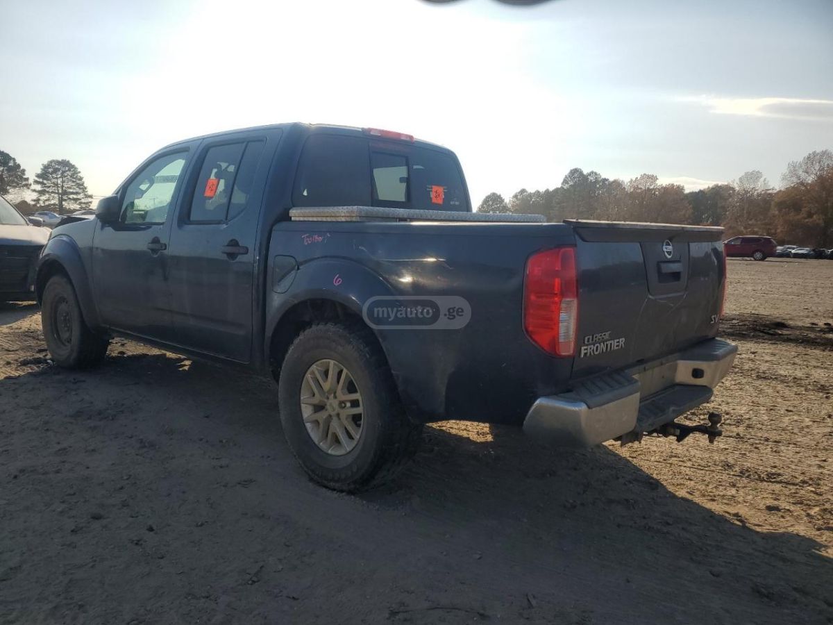 Nissan Frontier 2016 — photo 2