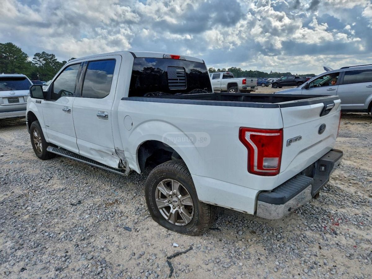 Ford F-150 2016 — photo 2