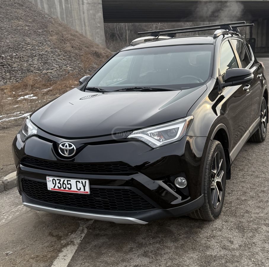 Toyota RAV4 2016 — photo 2