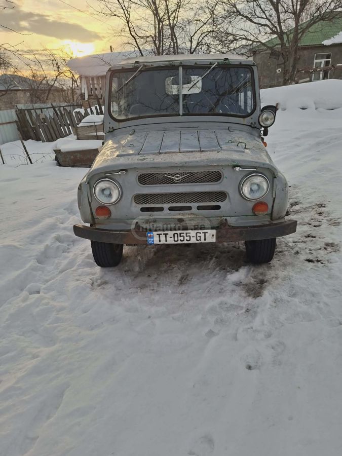 UAZ 469