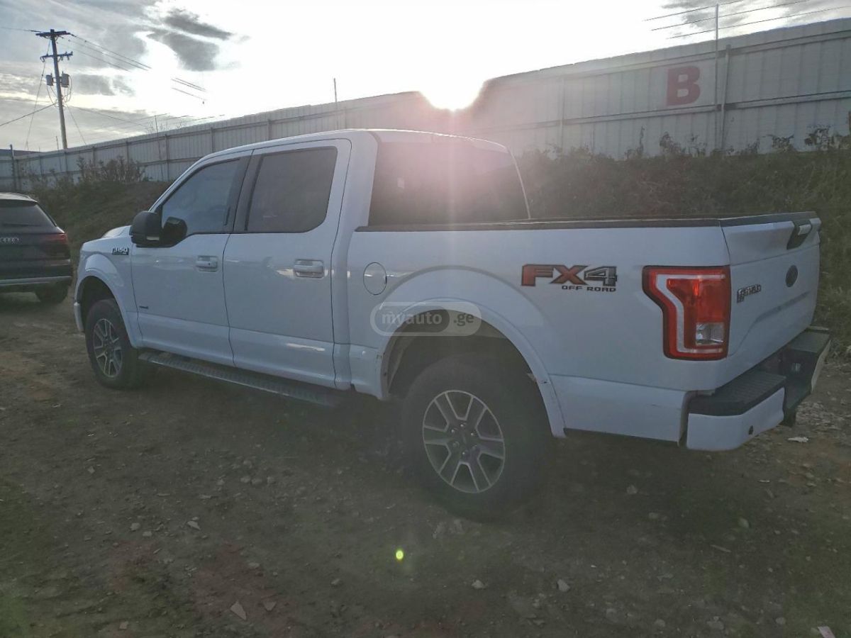 Ford F-150 2015 — photo 2