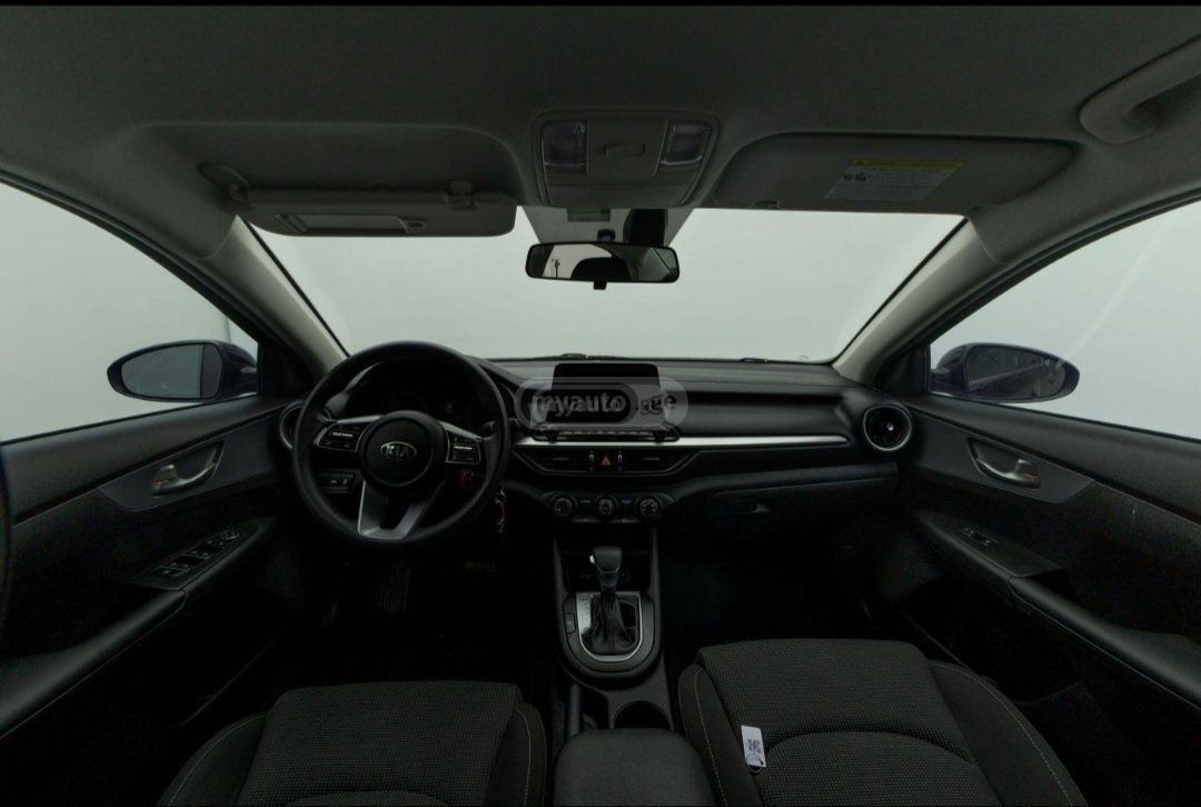 Kia Forte 2021 — photo 2
