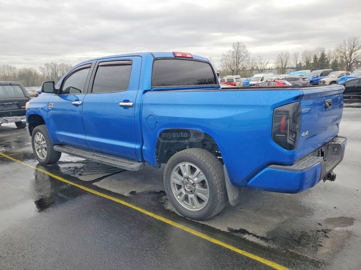 Toyota Tundra 2016 — photo 2