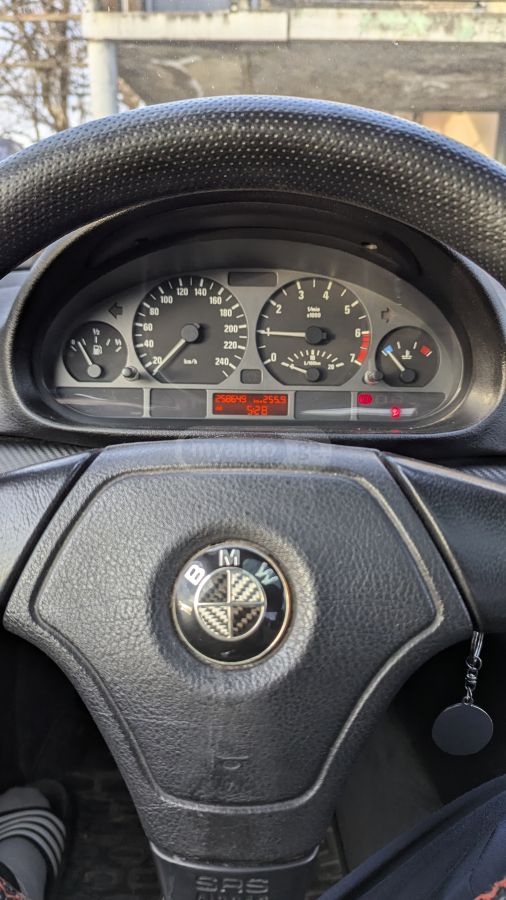 BMW 318 1998 — photo 2