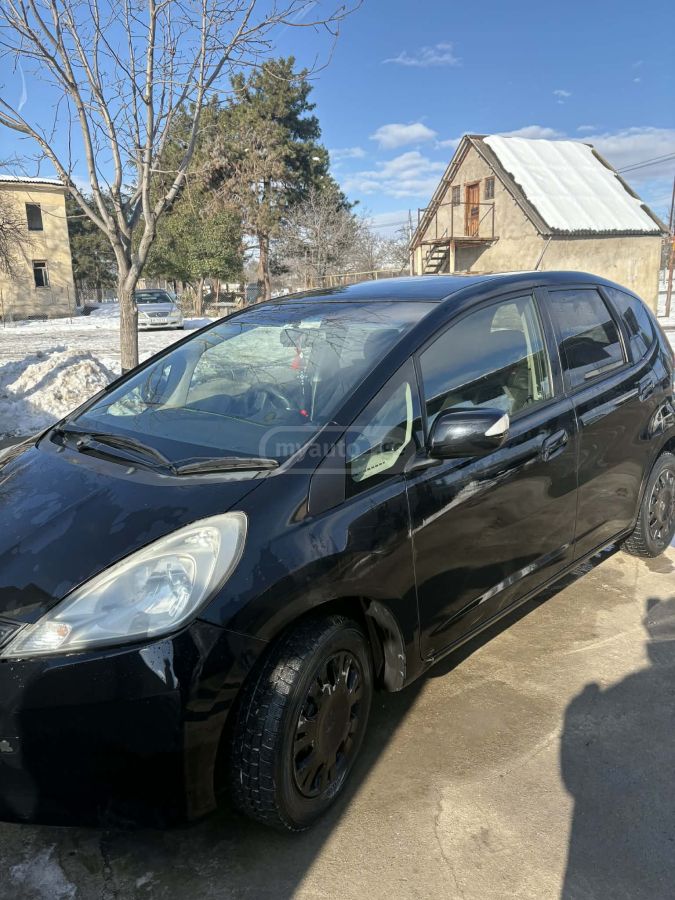 Honda Fit 2013 — photo 2