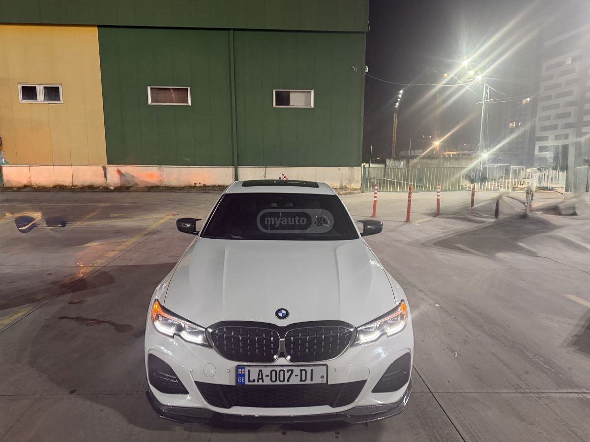 BMW 330 2021 — photo 2