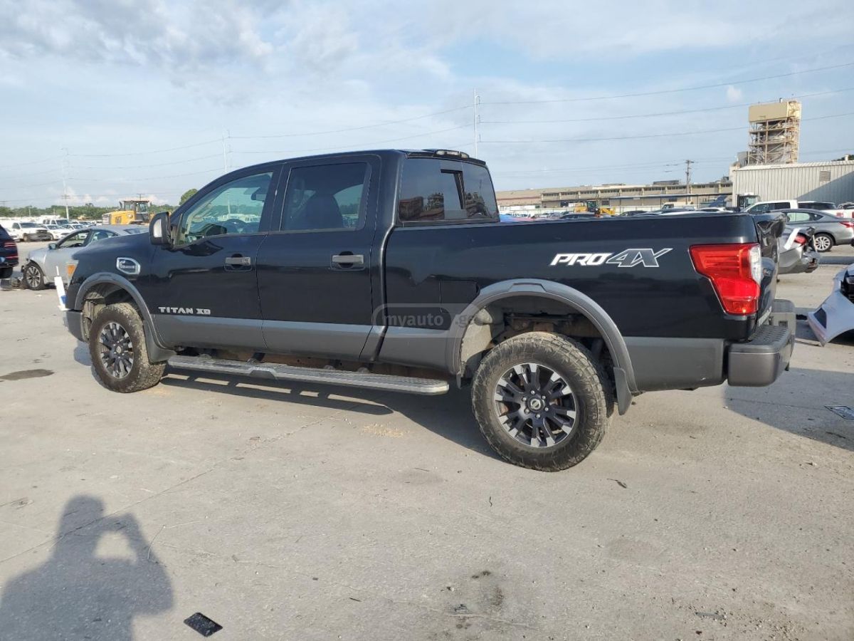 Nissan Titan 2016 — photo 2