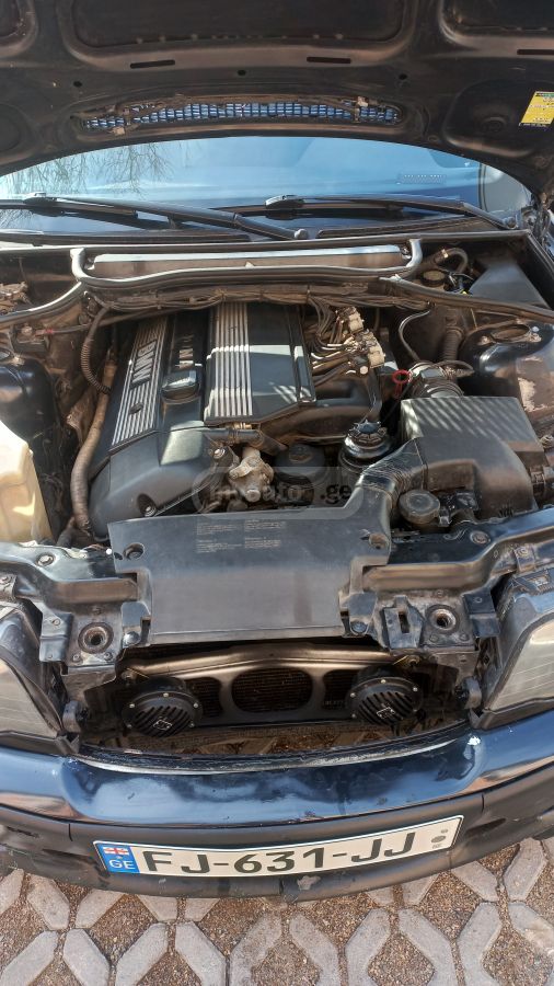 BMW 323 1999 — photo 2