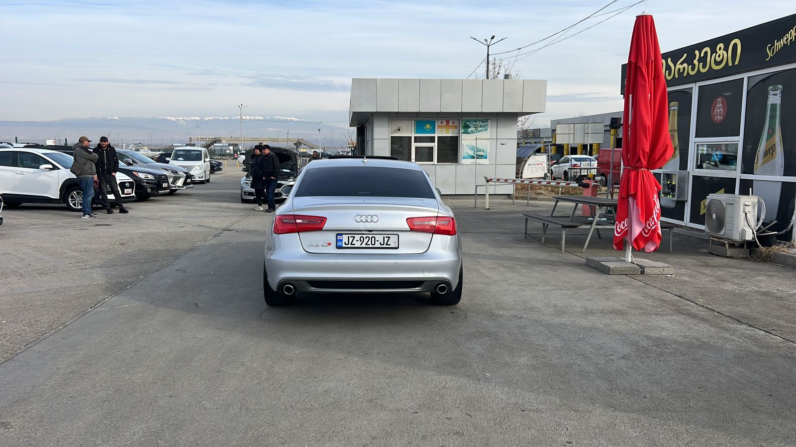 Audi A6 2014 — photo 2