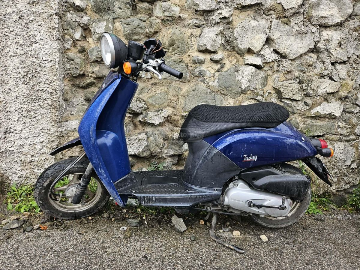 Honda Hornet 2005 — photo 2