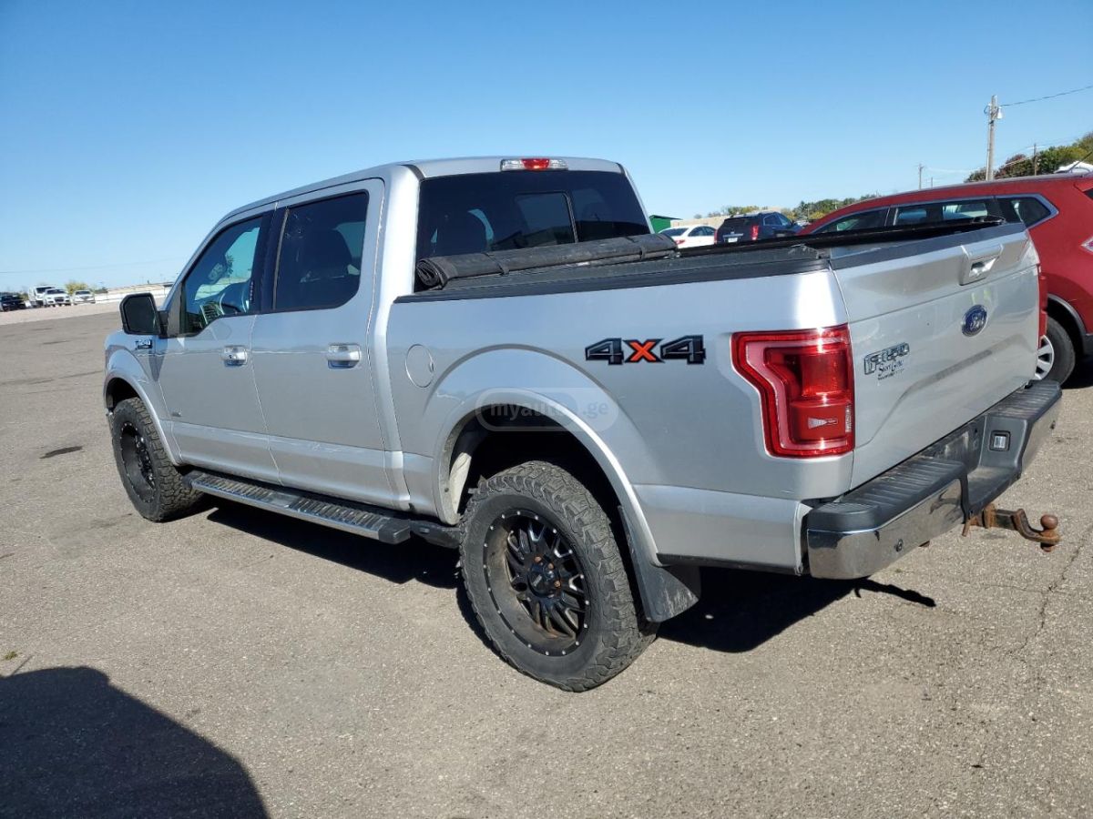 Ford F150 2015 — photo 2