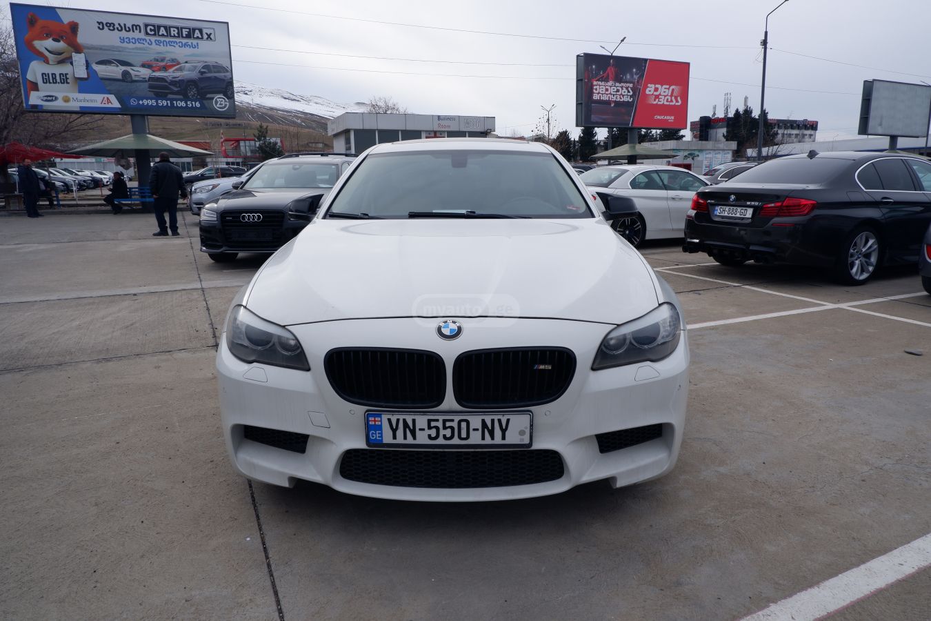 BMW 528 2013 — photo 2