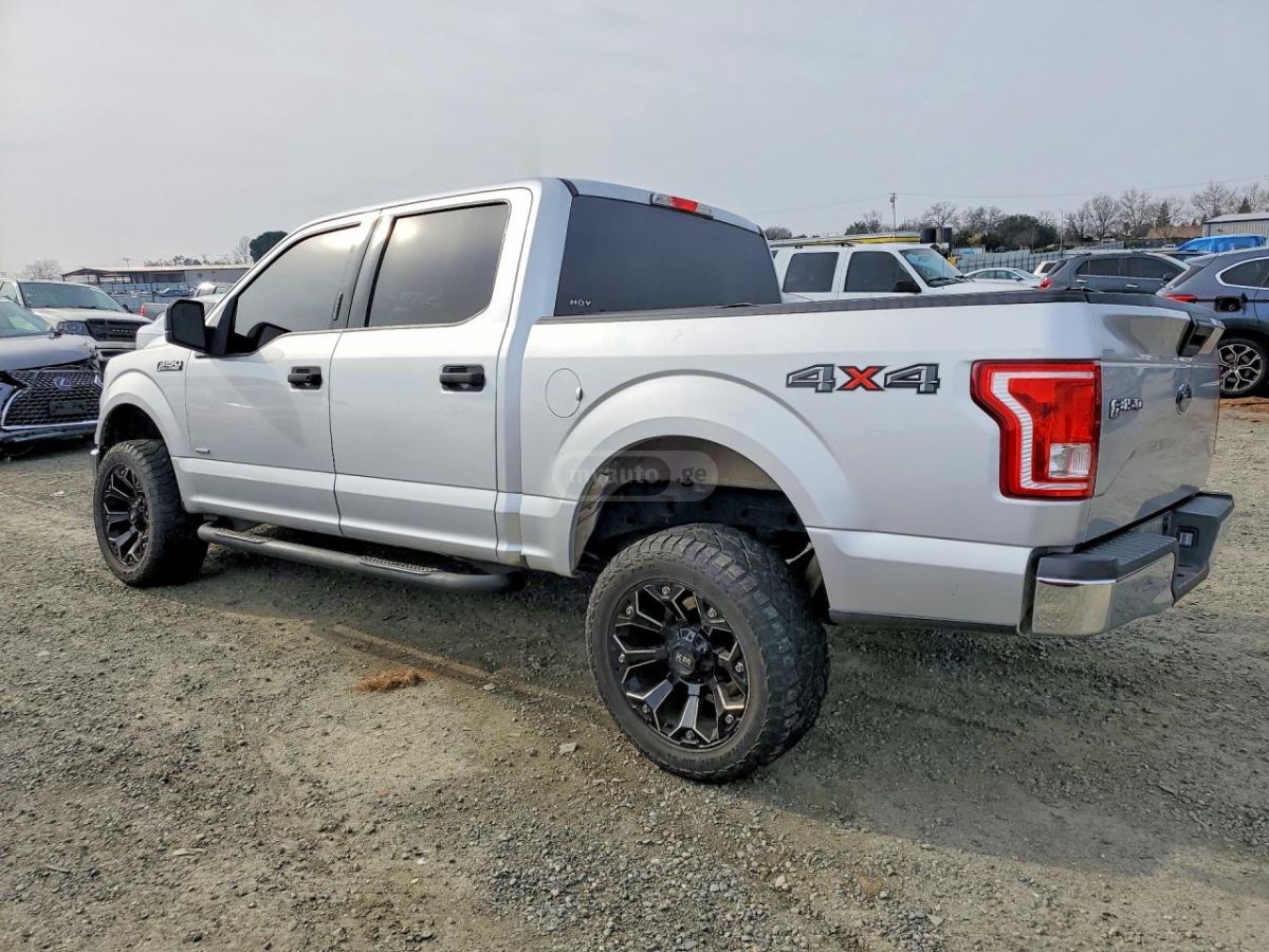 Ford F-150 2016 — photo 2