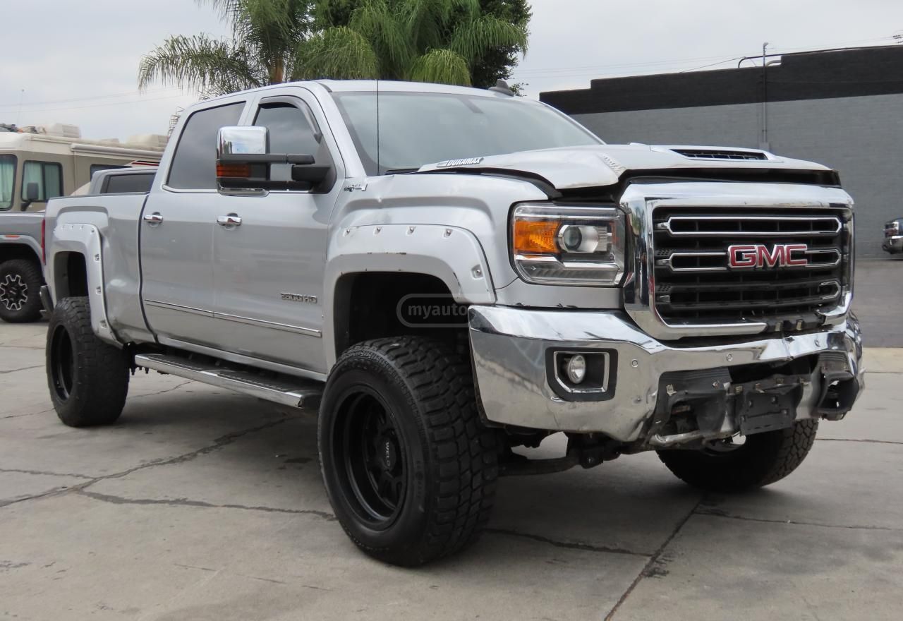GMC Sierra