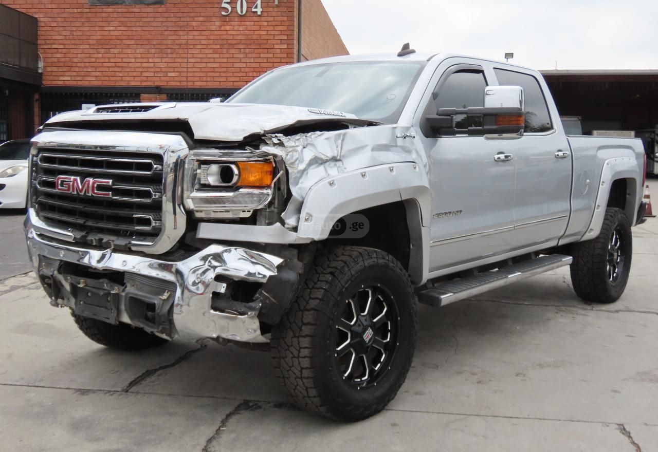 GMC Sierra 2017 — photo 2