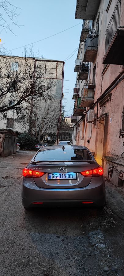 Hyundai Elantra 2014 — photo 2