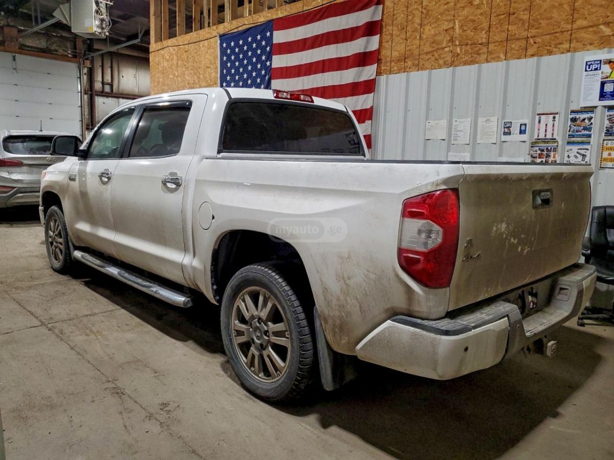 Toyota Tundra 2017 — photo 2