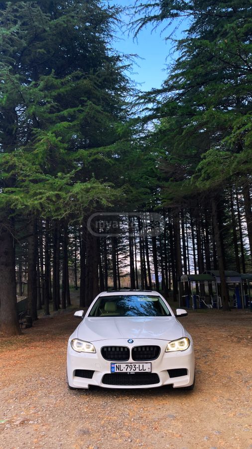 BMW 528