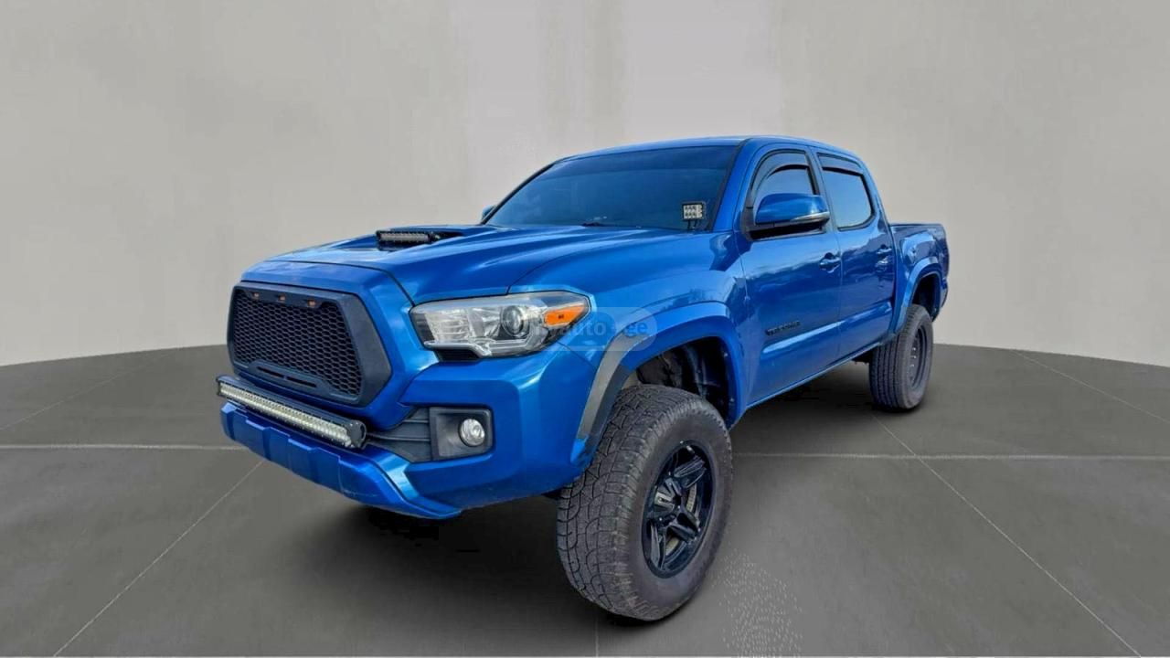 Toyota Tacoma 2016 — photo 2