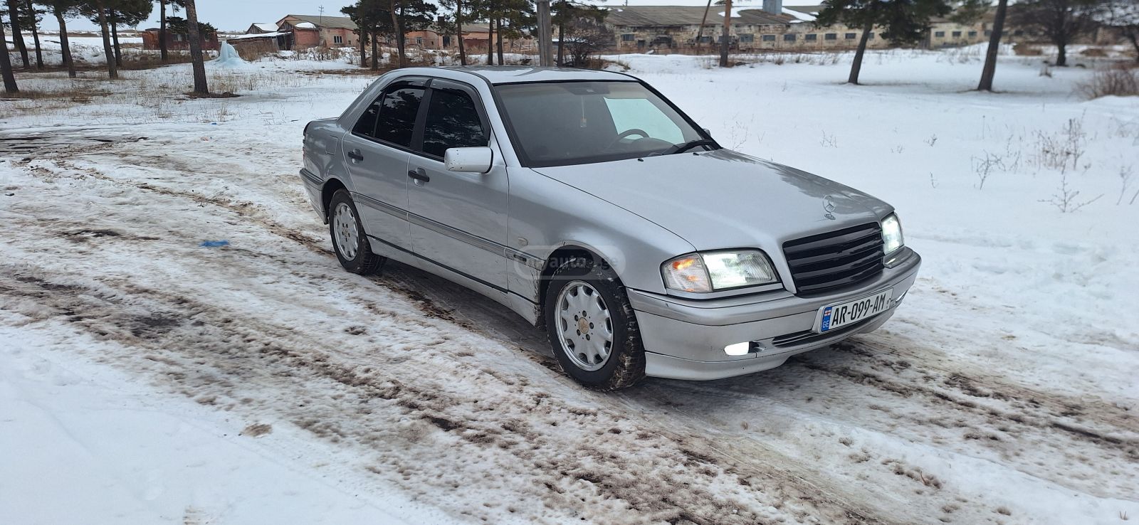 Mercedes-Benz C 180