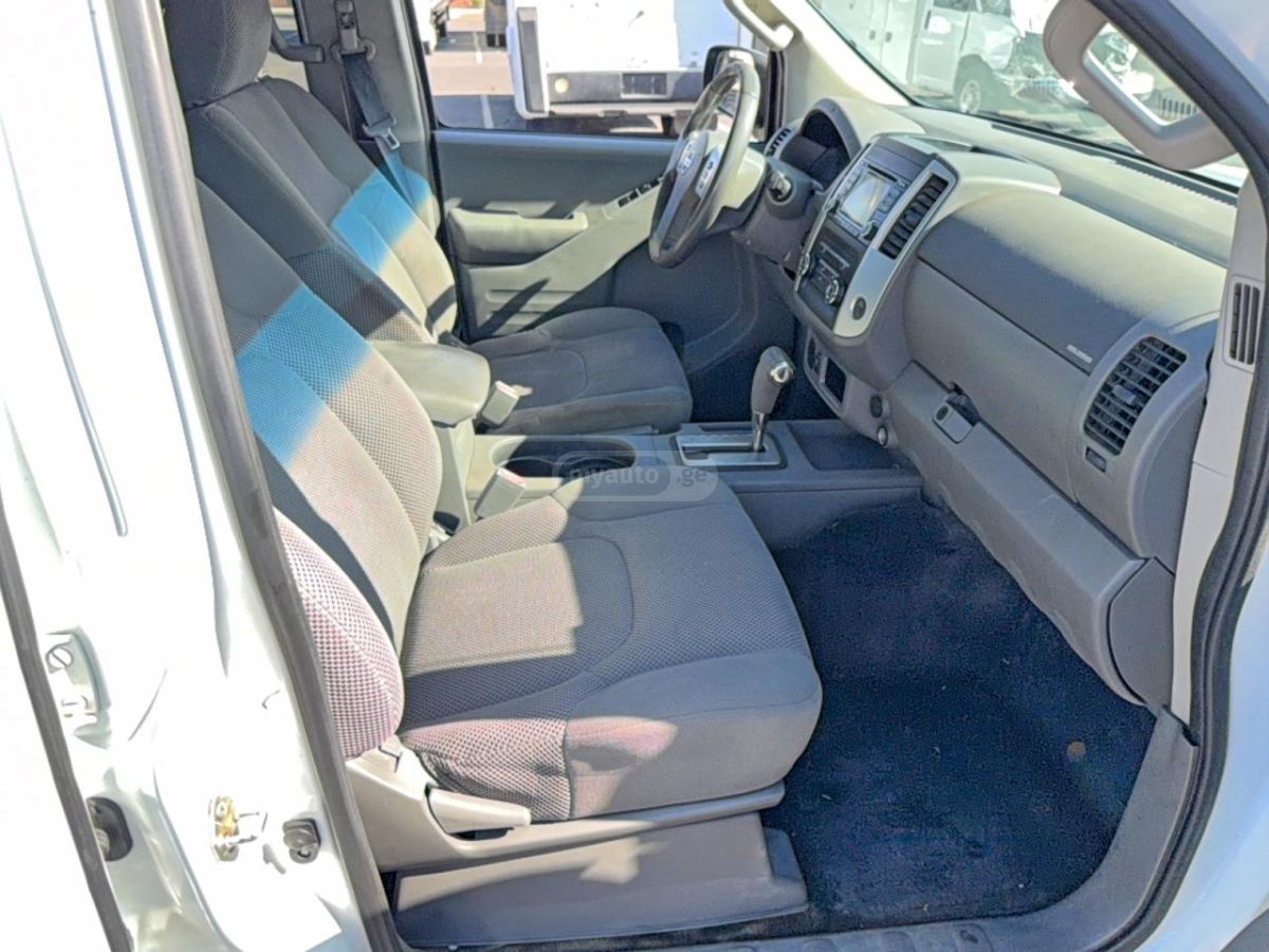 Nissan Frontier 2016 — photo 2