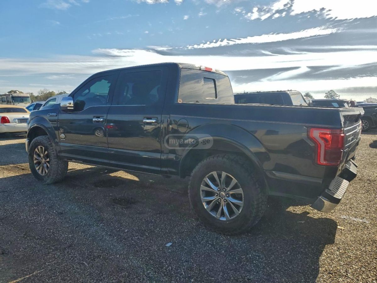 Ford F-150 2015 — photo 2